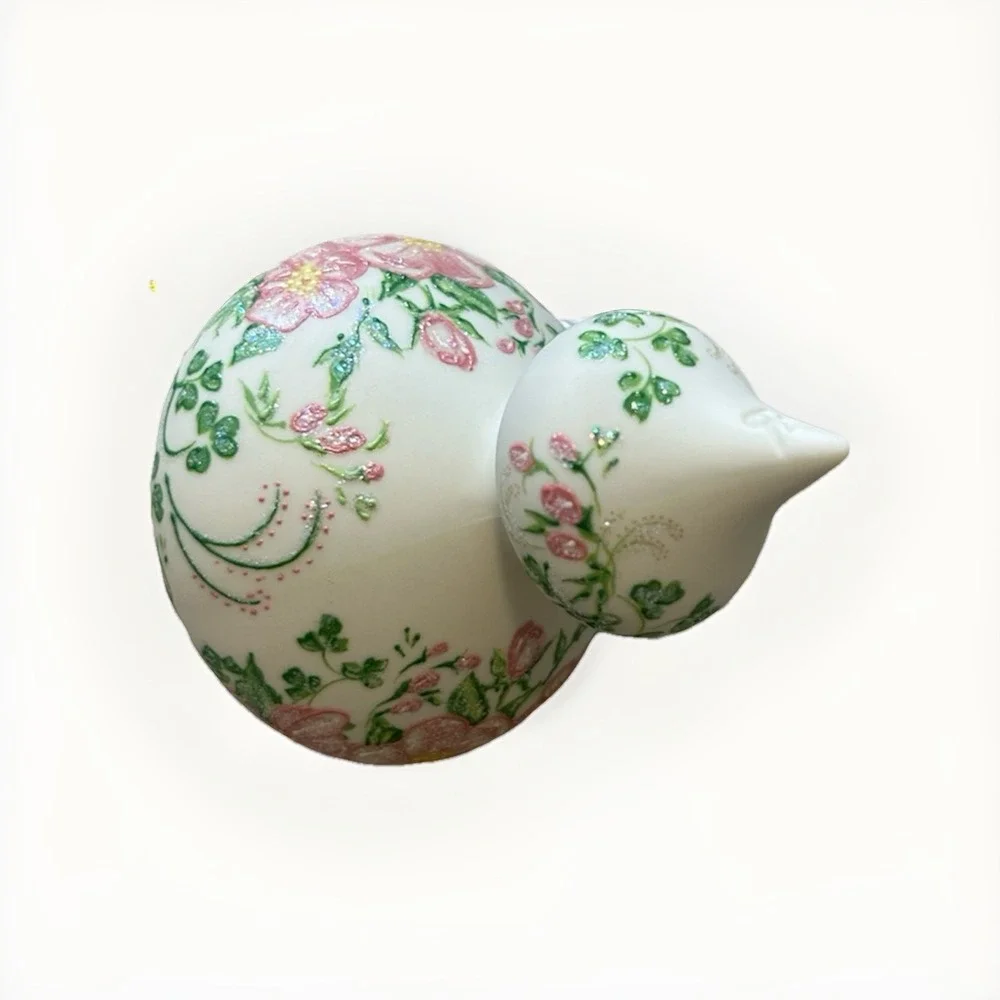 Rhyn Rivet‎ Fine Porcelain Hand Painted Holiday Ornament